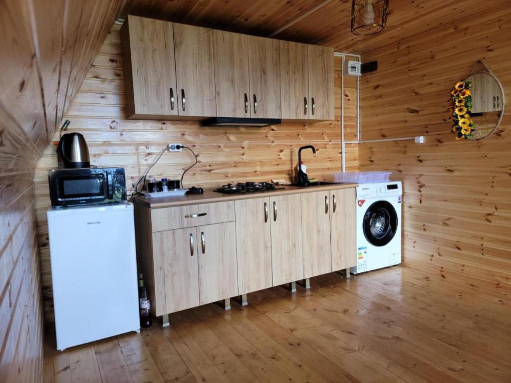 კოტეჯი თემა