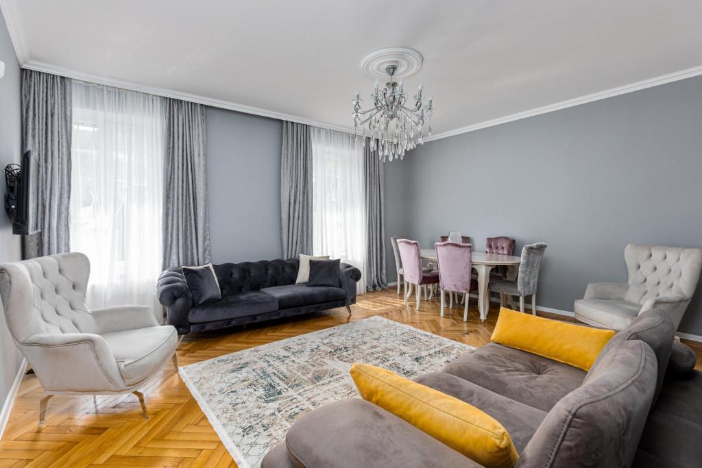 MaRKoS Sololaki Flat