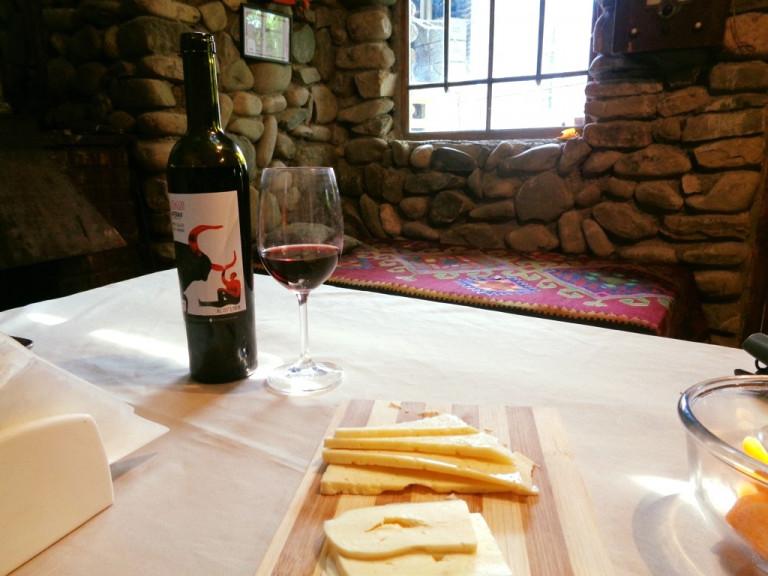 61058678_2283982855263320_830781