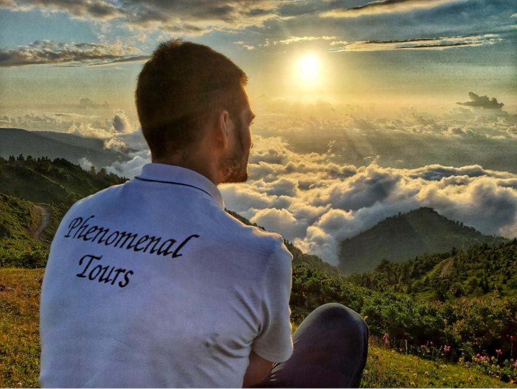 66434051_2279659418786531_375350