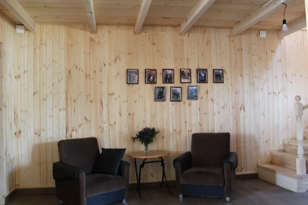 6d6393eb-ecaf-464a-b3a8-3c7caac4