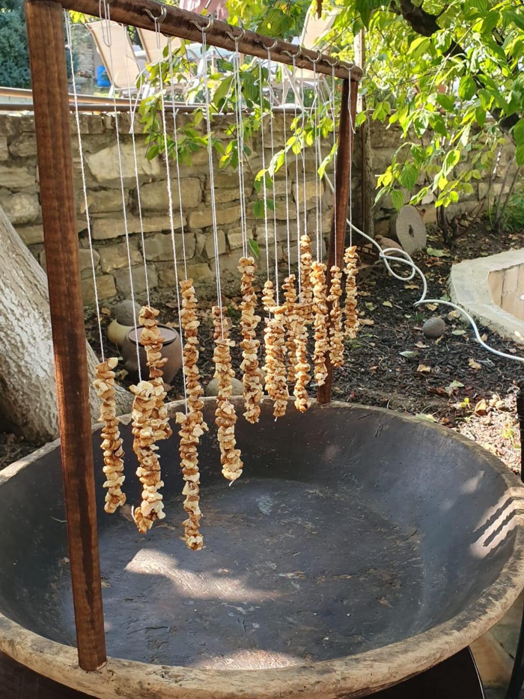 74395424_2156026404699498_123088