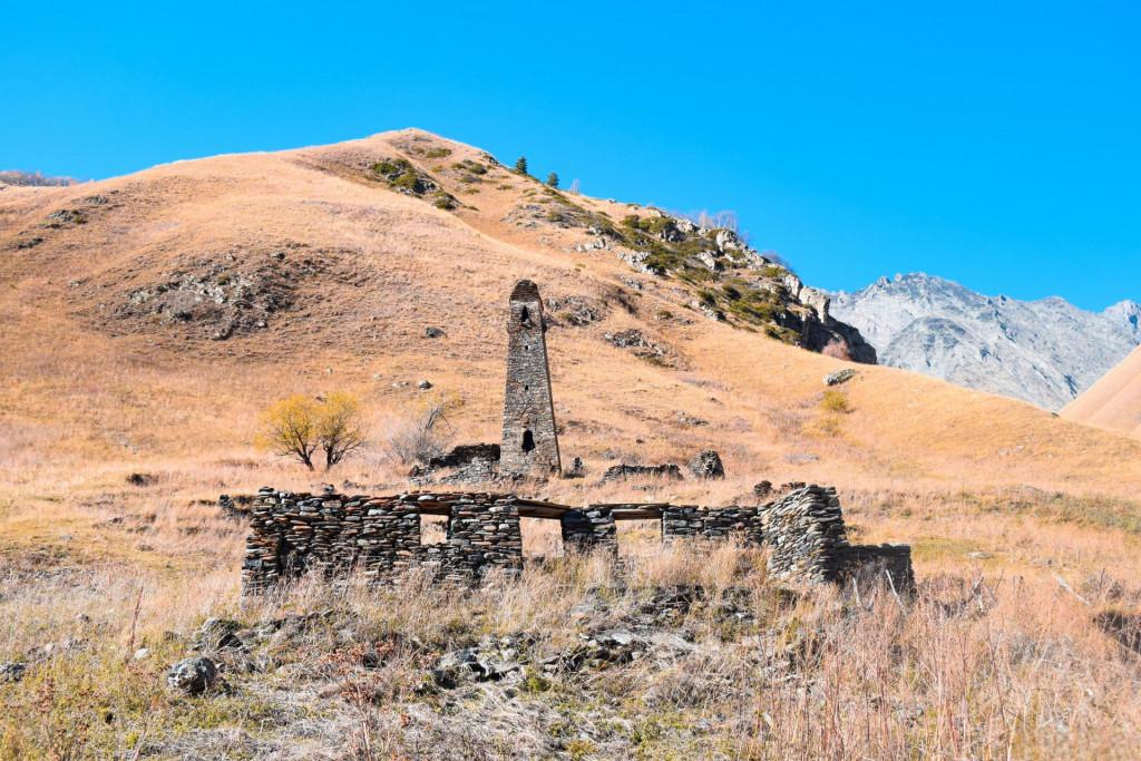 ხარათ ციხე (ახიელის ცისკარაულების კოშკი)
