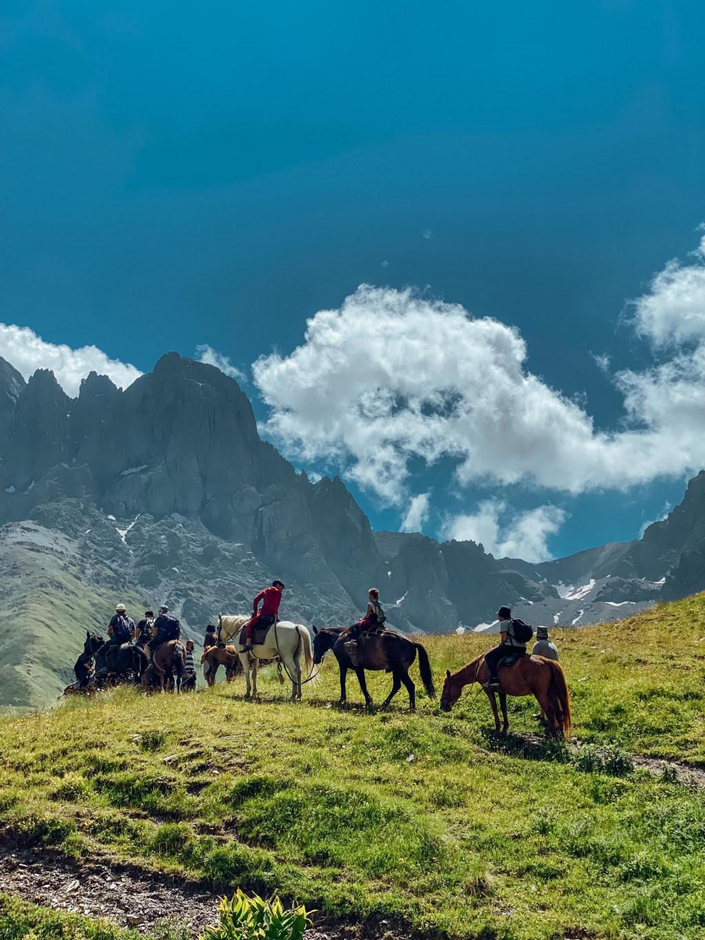 ცხენტური ჯუთაში