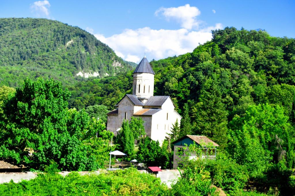 ბარაკონის ღვთისმშობლის ეკლესია