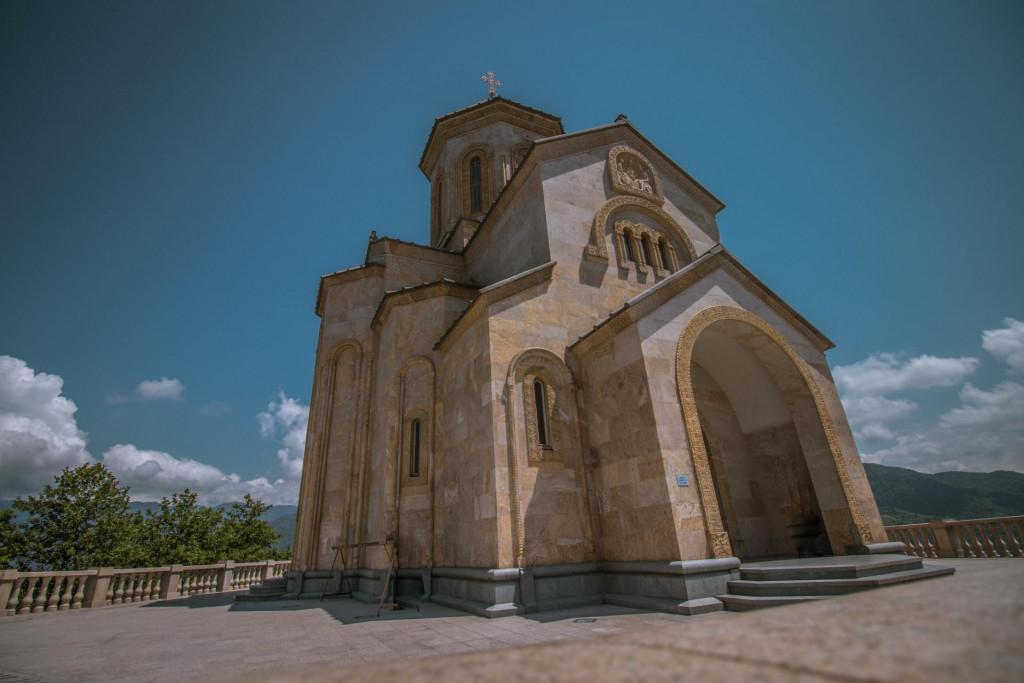 batumis-qovladtsminda-samebis-sa