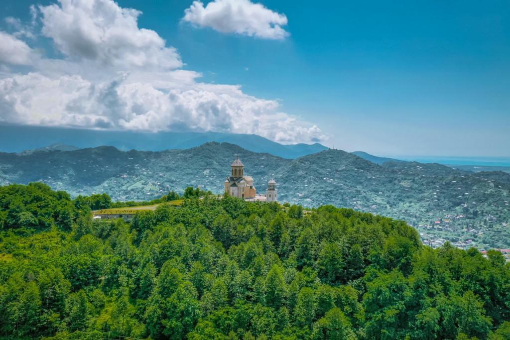 batumis-qovladtsminda-samebis-sa