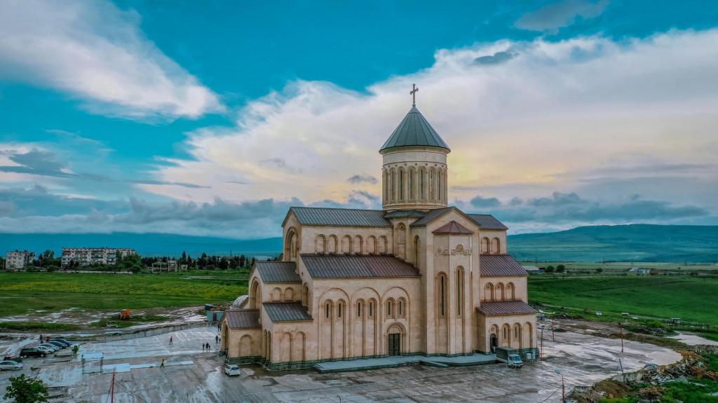 მახათის ივერიის ღვთისმშობლის ხატის ტაძარი - makhata church