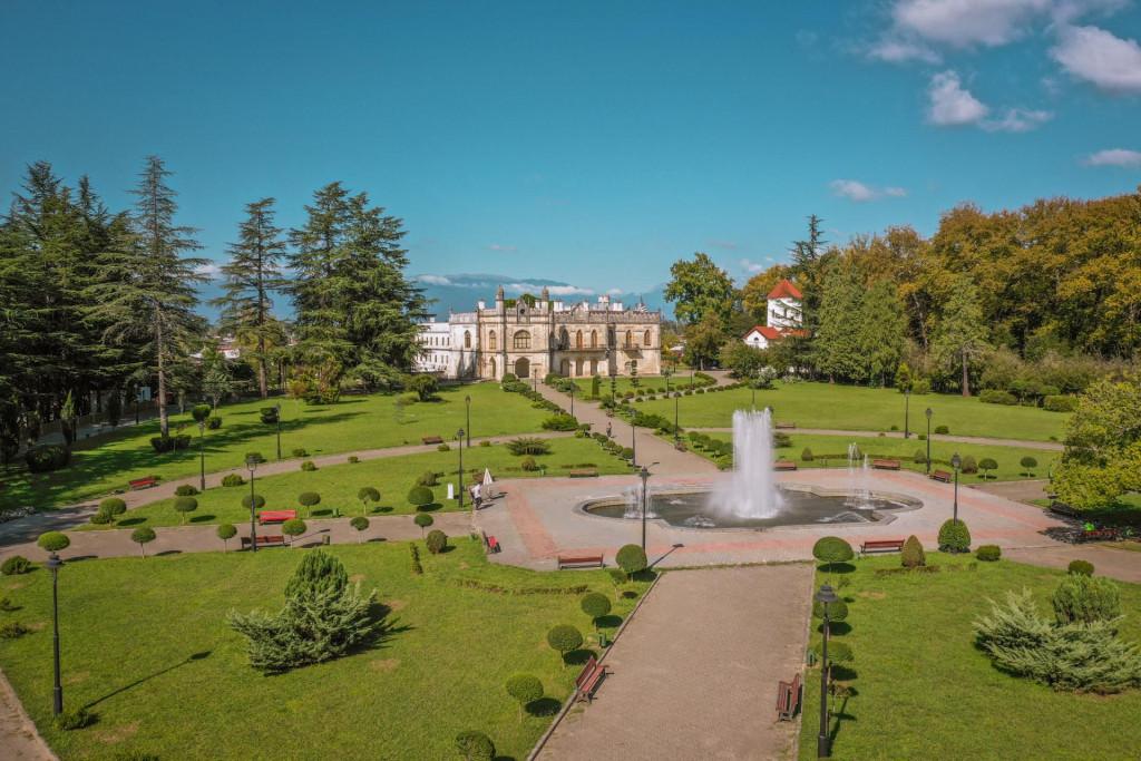 დადიანების სასახლე - palace of Dadiani