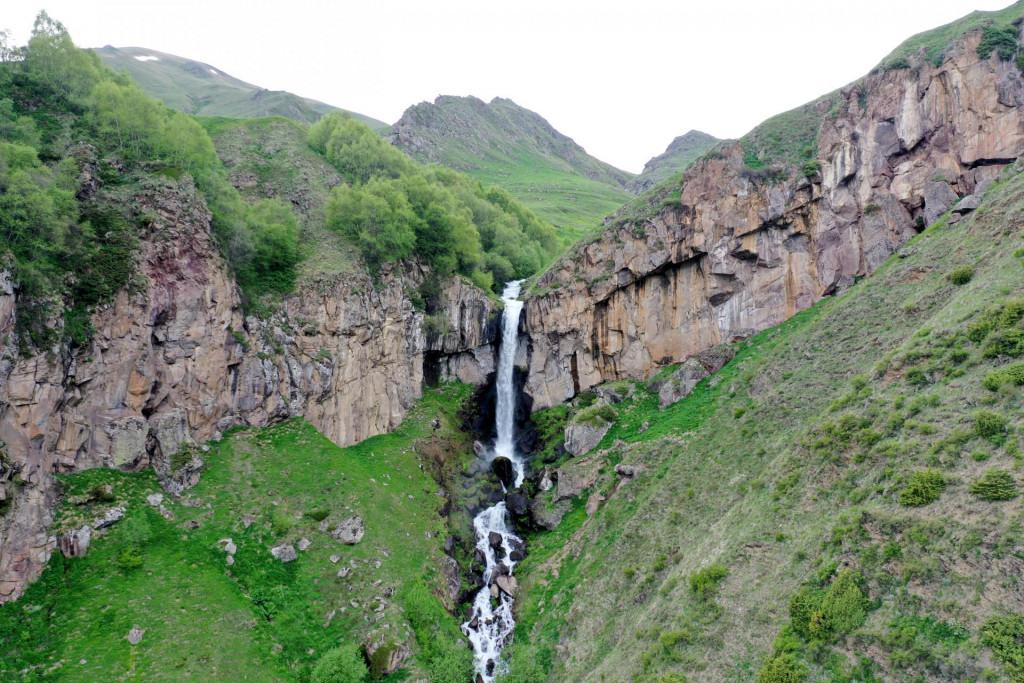 Аршинский Водопад | Georgian Travel Guide