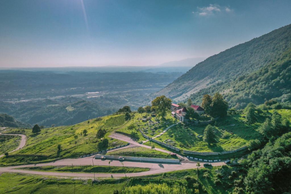 წაჩხურუს მთავარანგელოზის სახელობის ეკლესია - Archangel Church