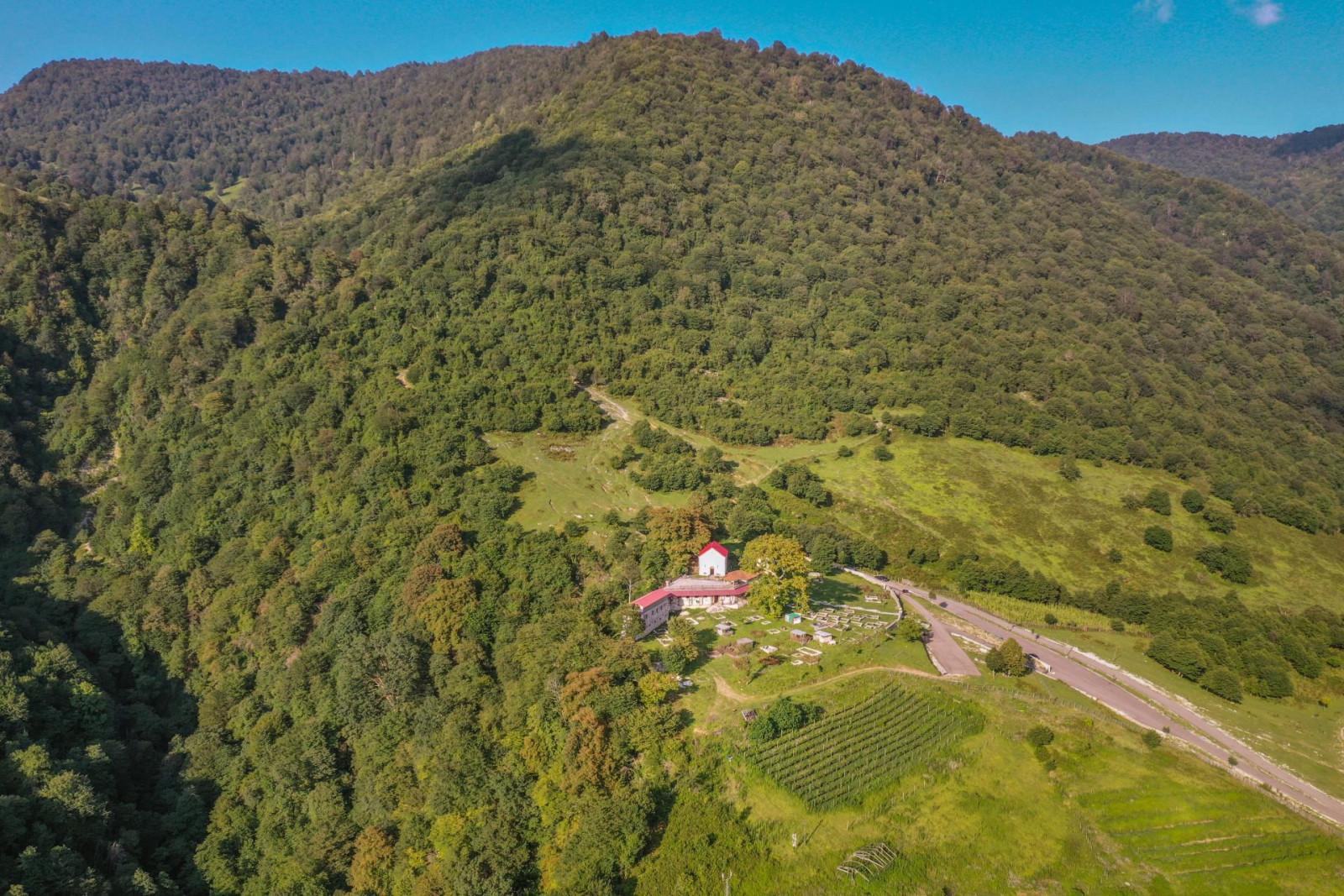 წაჩხურუს მთავარანგელოზის სახელობის ეკლესია - Archangel Church
