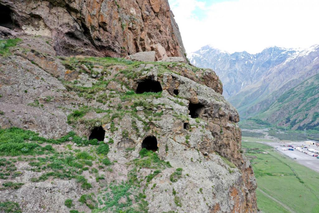 ცოდვილთ ქოხები