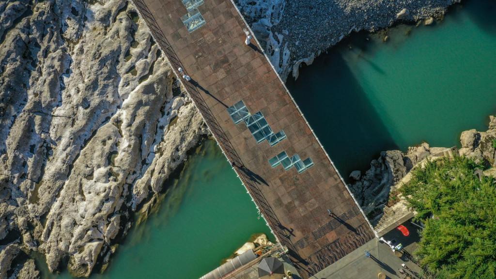 თეთრი ხიდი, ქუთაისი - White Bridge, Kutaisi