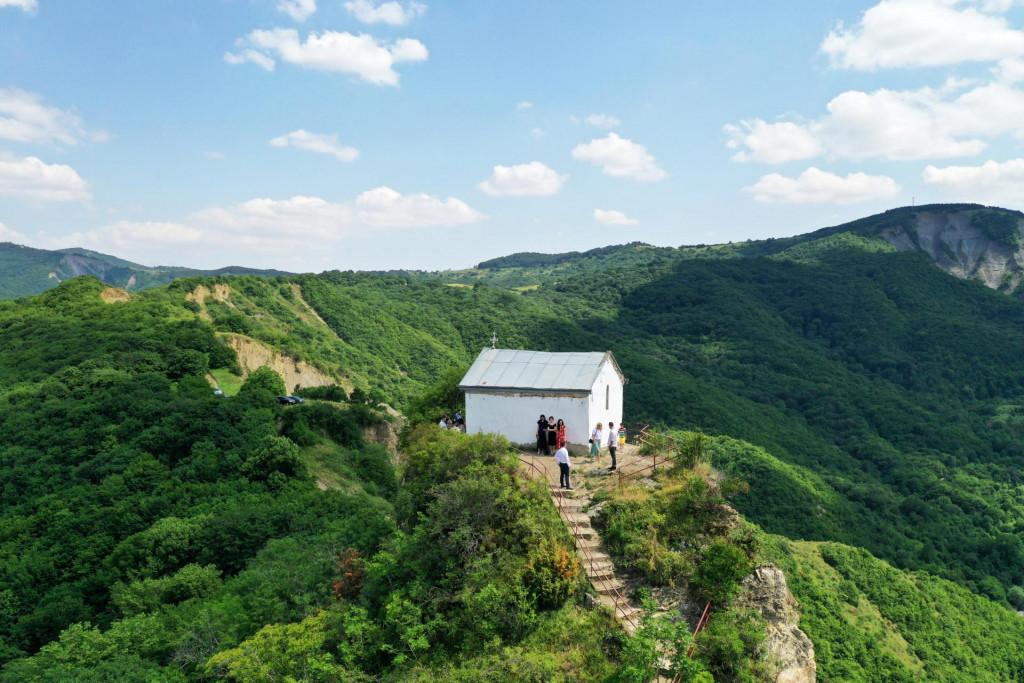 წვერის წმ. გიორგის ეკლესია - tsveri st. George church