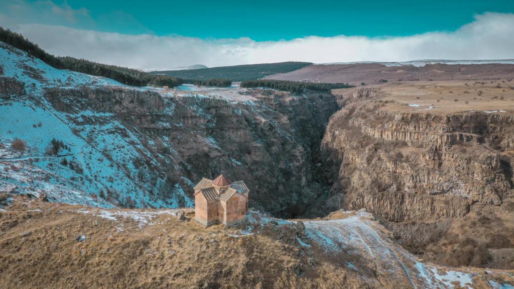 დაშბაშის წმინდა გიორგის ეკლესია - dashbashi St. George church
