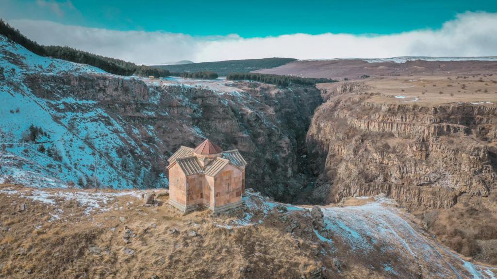 დაშბაშის წმინდა გიორგის ეკლესია - dashbashi St. George church
