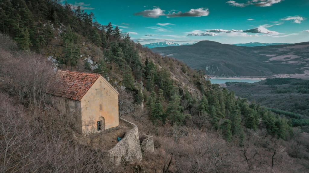 ამლივის (ამლევი) კომპლექსი - Amlevi Church and fortress