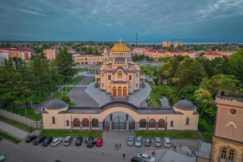 ფოთის საკათედრო ტაძარი, ფოთის მაცხოვრის აღდგომის სახელობის ტაძარი, ფოთი, სამეგრელო - Poti Cathedral, Poti Savior Easter Church, Poti, Samegrelo