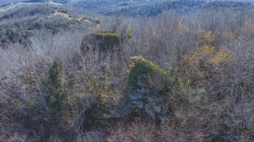 კოტიანეთის ციხე Замок Котианети