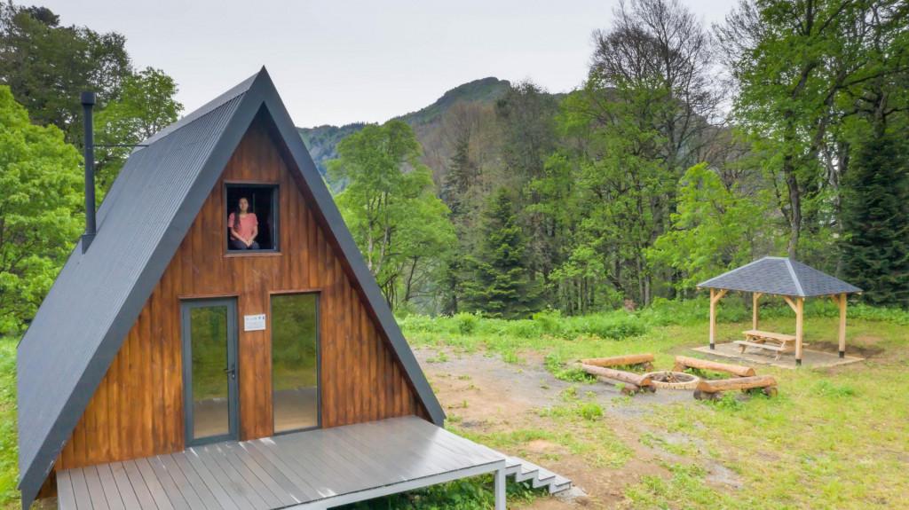 შუანოს ტურისტული თავშესაფარი