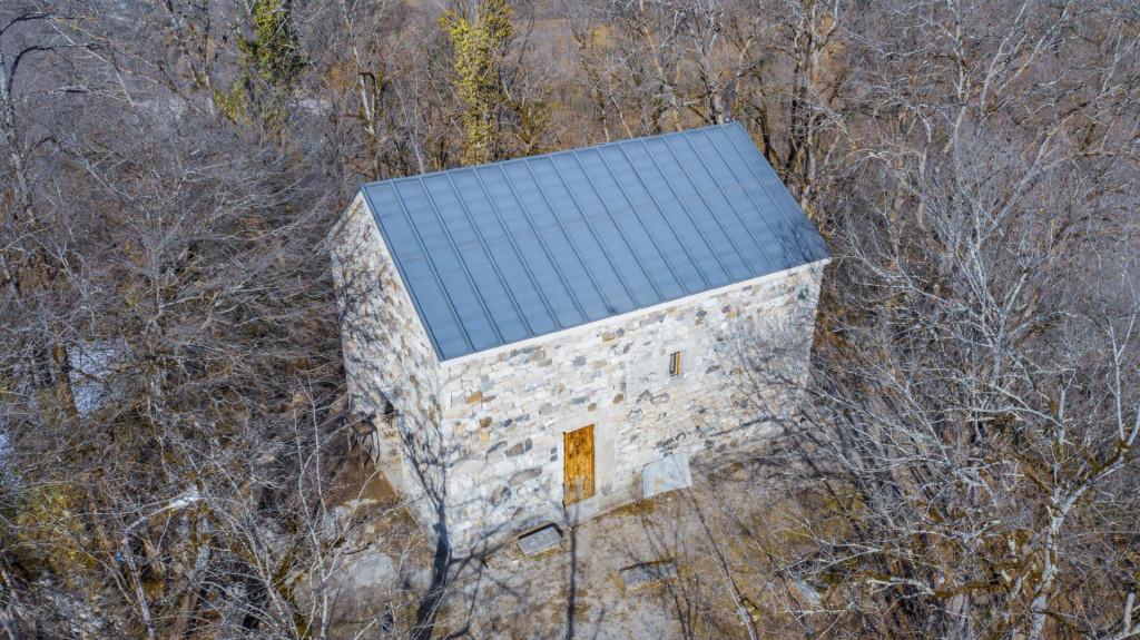 ლაშეს ვანის ღვთისმშობლის ეკლესია