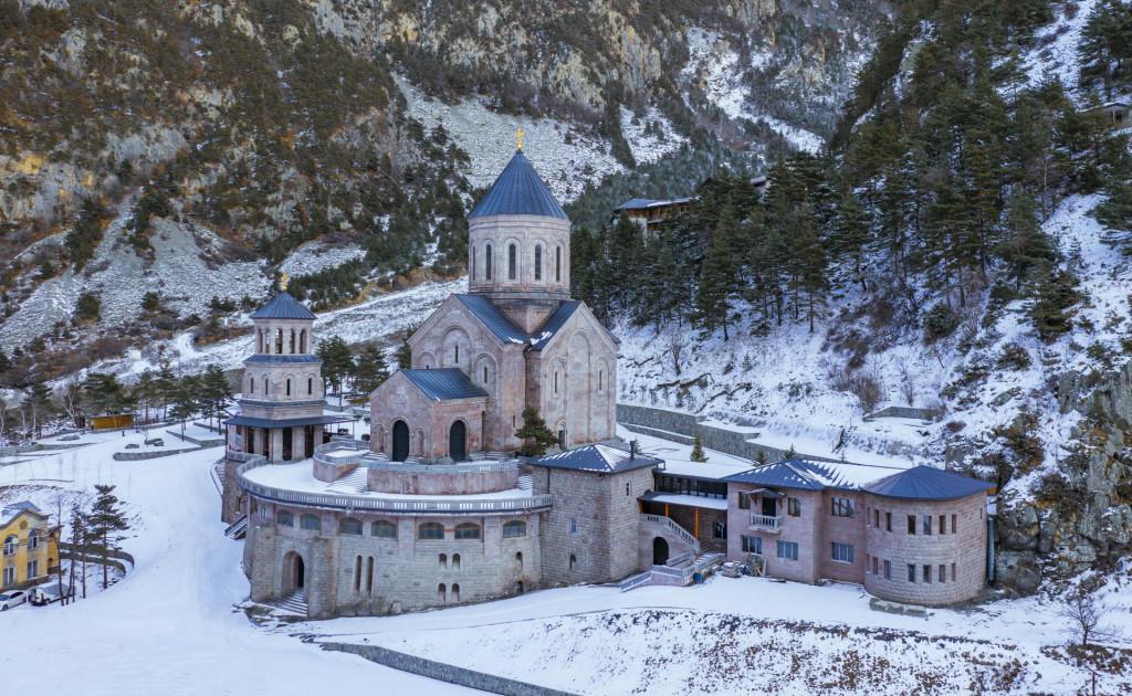 Монастырский комплекс Дариали დარიალის სამონასტრო კომპლექსი Dariali Monastery Complex Kazbegi