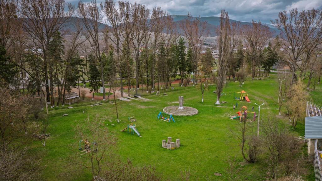 კუჟანას ბაღი, თიანეთი - Kuzhana Park, Tianeti