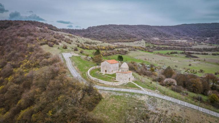 ჟებოტას მარიამწმინდის ეკლესიის კომპლექსი - Zhebota Church