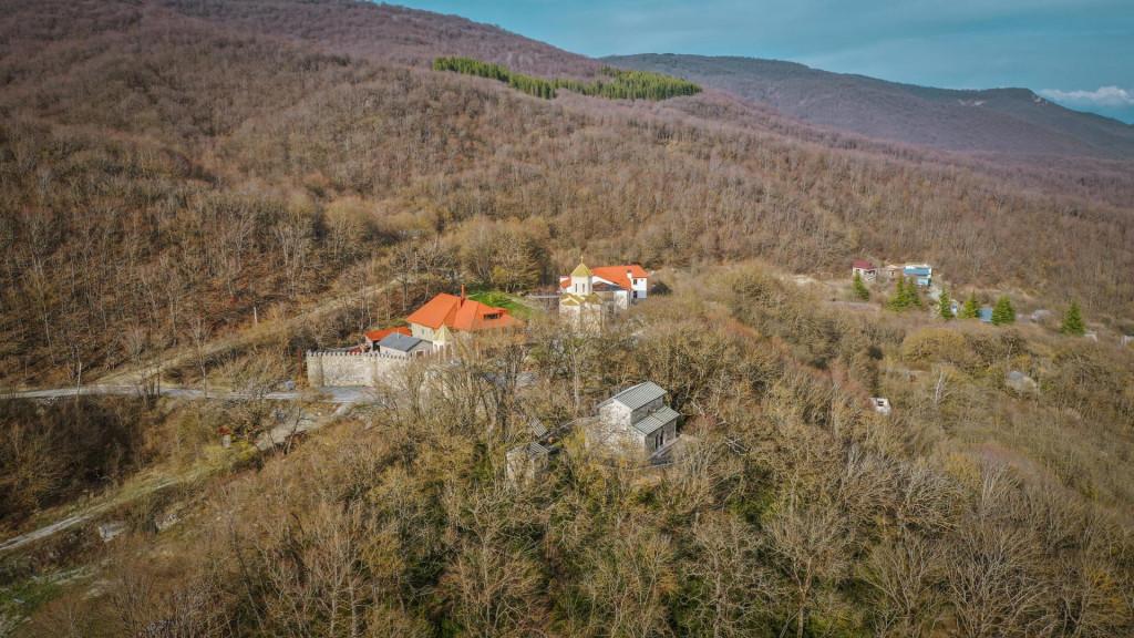 წმინდა ილია მართლის ეკლესია, ცხვარიჭამია - Saint Ilia the Righteous Church, Tskhvarichamia