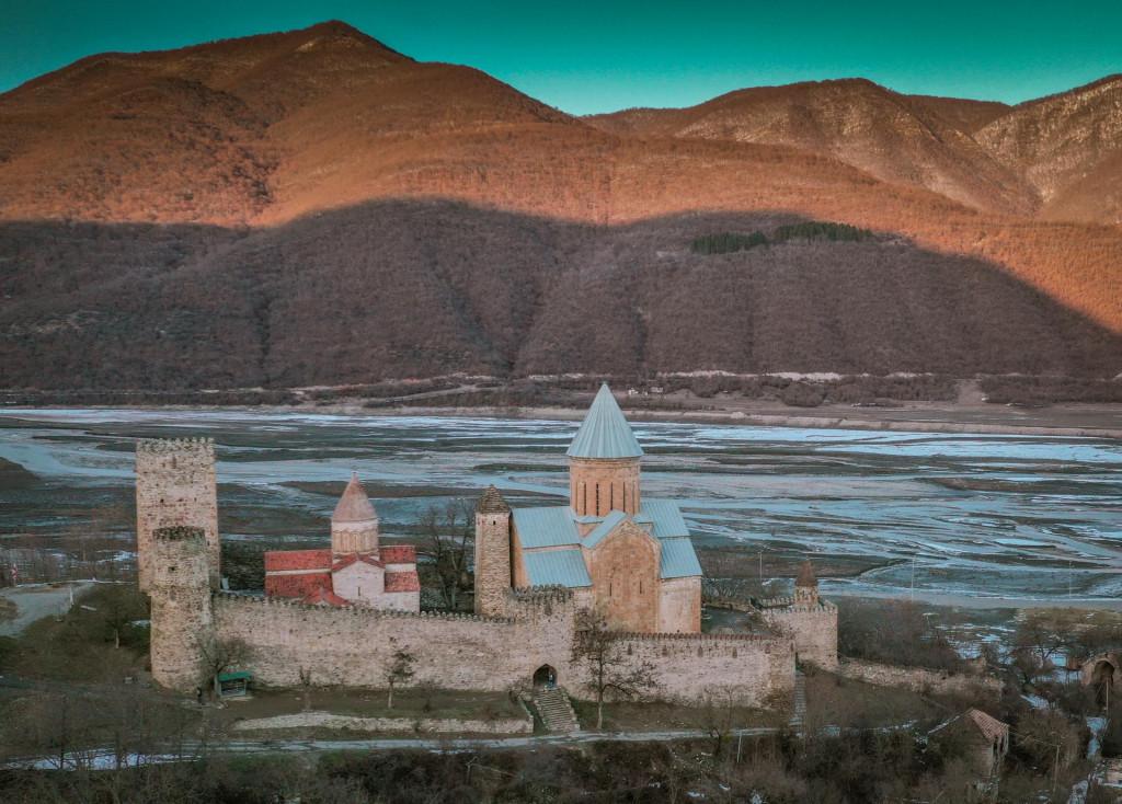 ანანურის კომპლექსი - Ananuri fortress