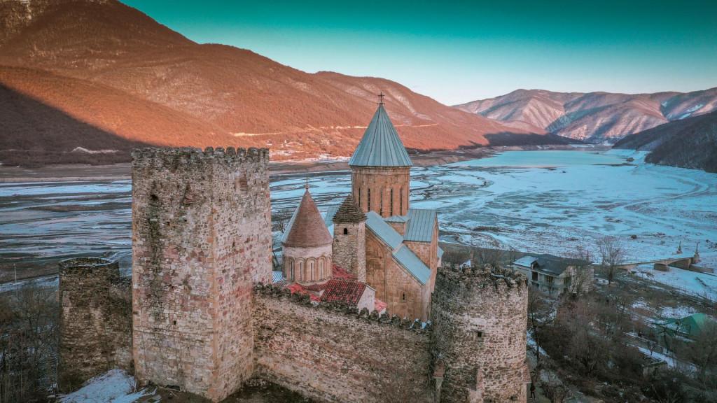 ანანურის კომპლექსი - Ananuri fortress