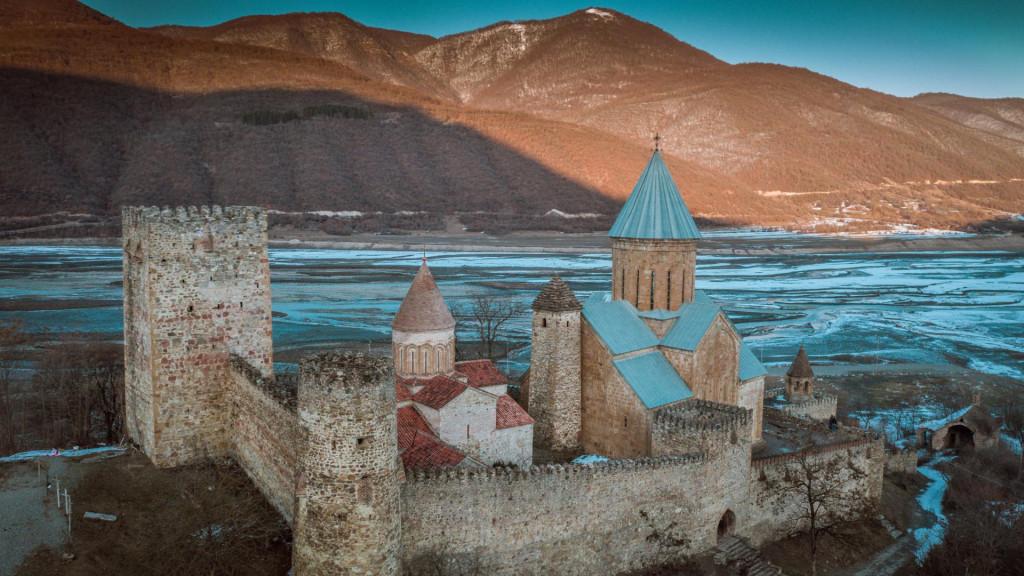 ანანურის კომპლექსი - Ananuri fortress