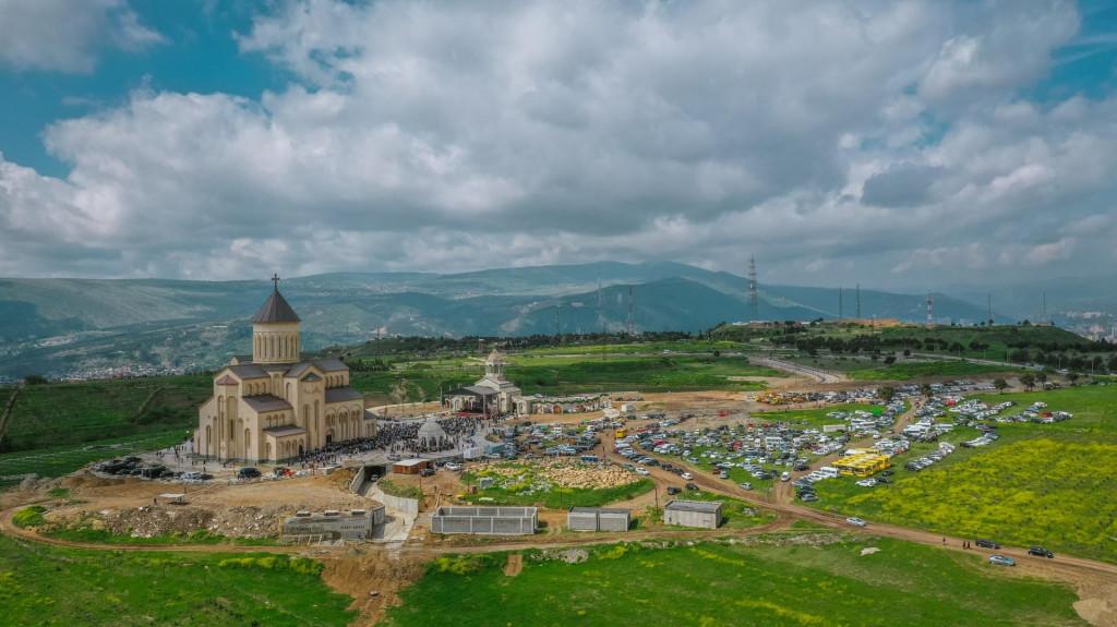 მახათის ივერიის ღვთისმშობლის ხატის ტაძარი - makhata church