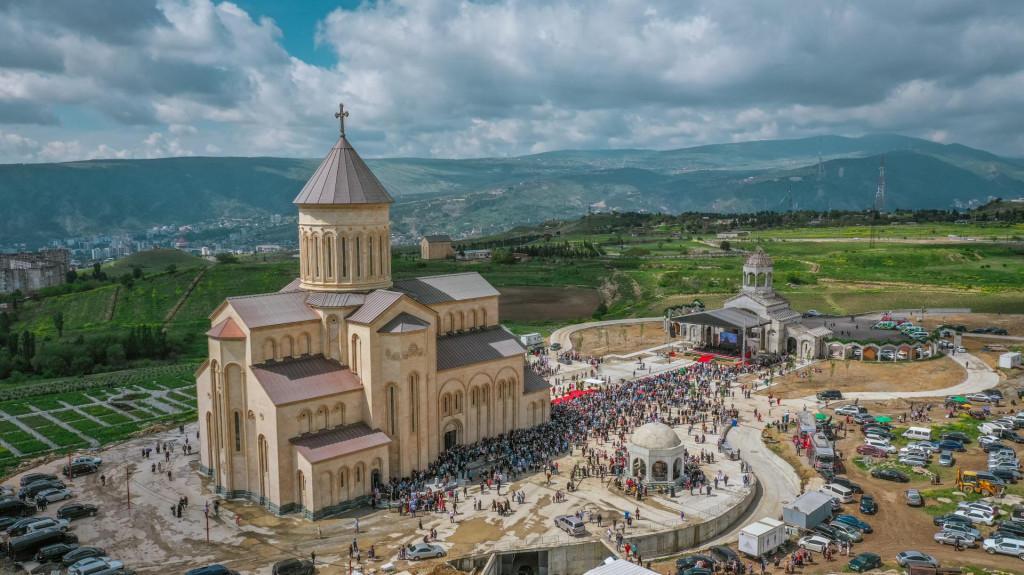 მახათის ივერიის ღვთისმშობლის ხატის ტაძარი - makhata church