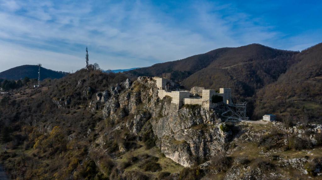 მოდინახე, მოდიმნახეს ციხე, fortress