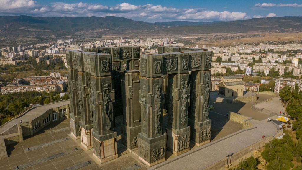 მონუმენტი - საქართველოს მატიანე, Monument - The Chronicle of Georgia