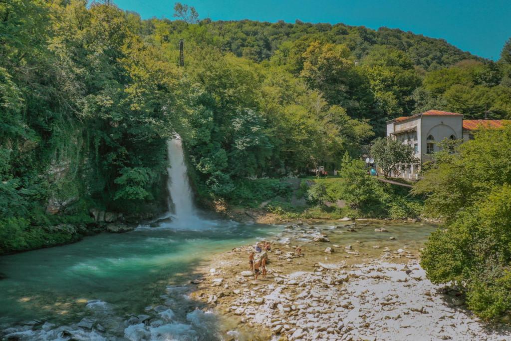 აბჰესის ჩანჩქერი, waterfall