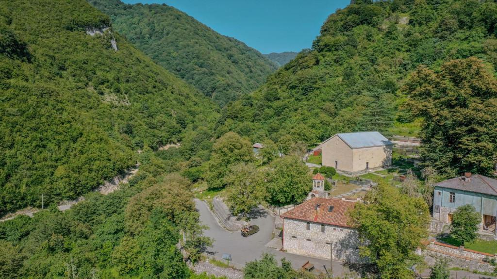 ბალდის ღვთისმშობლის სახელობის ეკლესია და მამათა მონასტერი, balda church, monastery