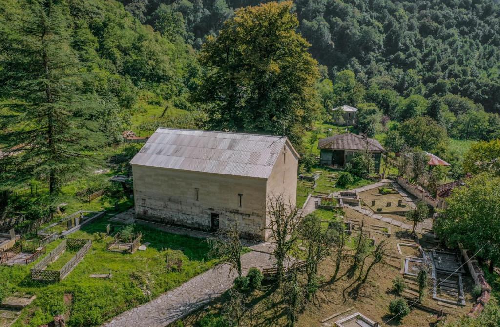 ბალდის ღვთისმშობლის სახელობის ეკლესია და მამათა მონასტერი, balda church, monastery