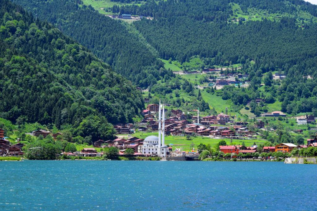 უზუნგოლის ტბა