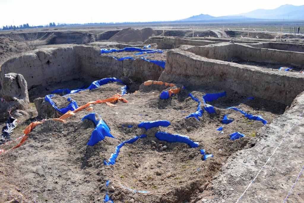 გადაჭრილი გორა