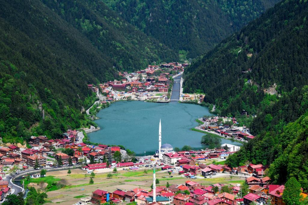 უზუნგოლის ტბა