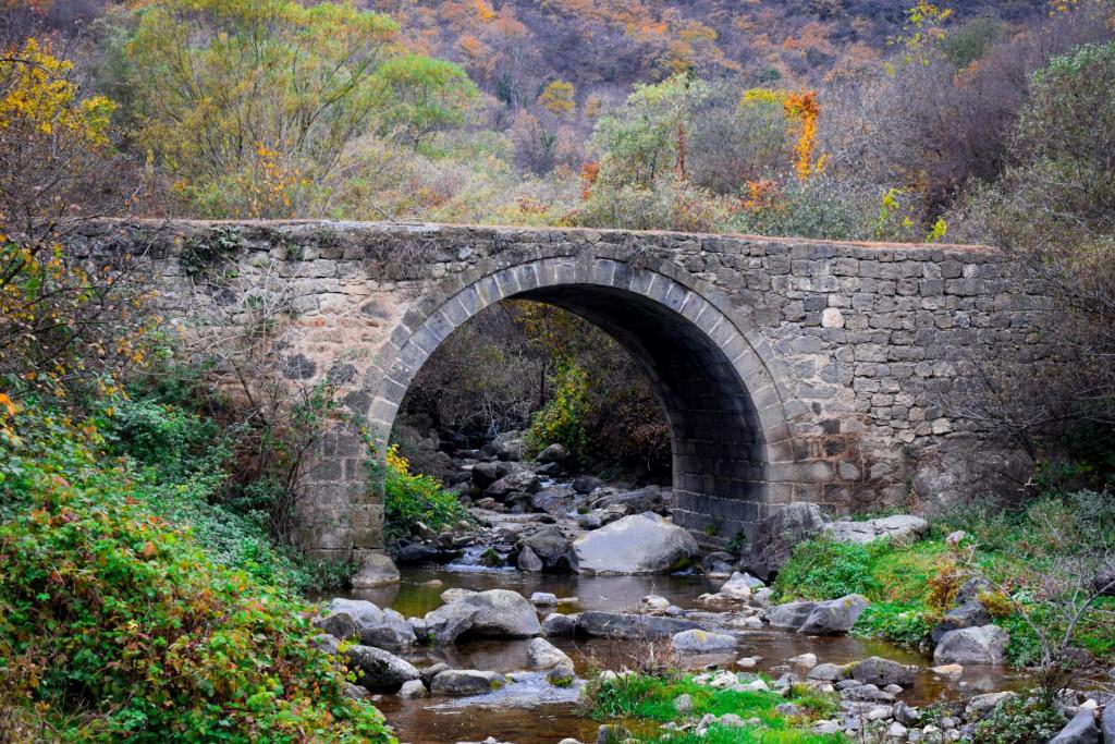 სამშვილდის თაღოვანი ხიდი