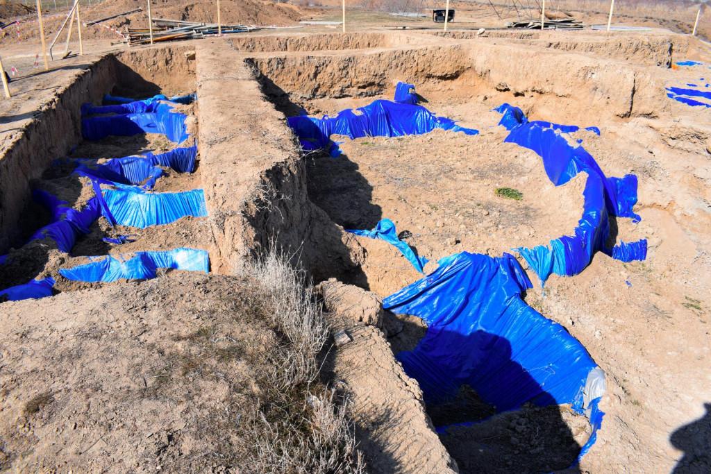 გადაჭრილი გორა