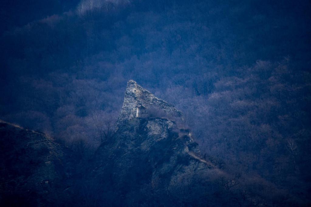 ყელის ციხე