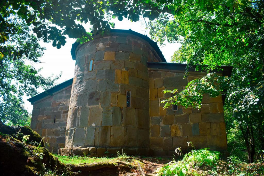 დერჩის ნათლისმცემლის ეკლესია