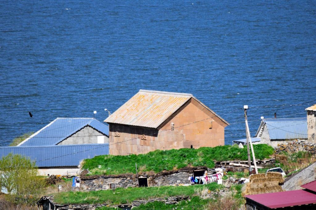 ფარავნის ეკლესია