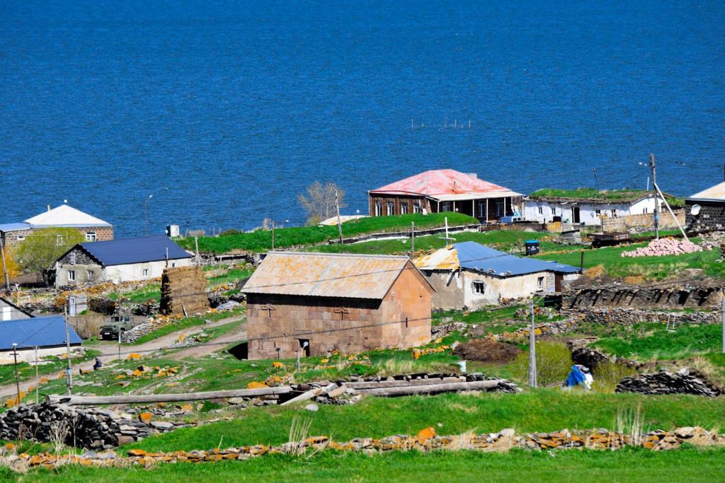 ფარავნის ეკლესია