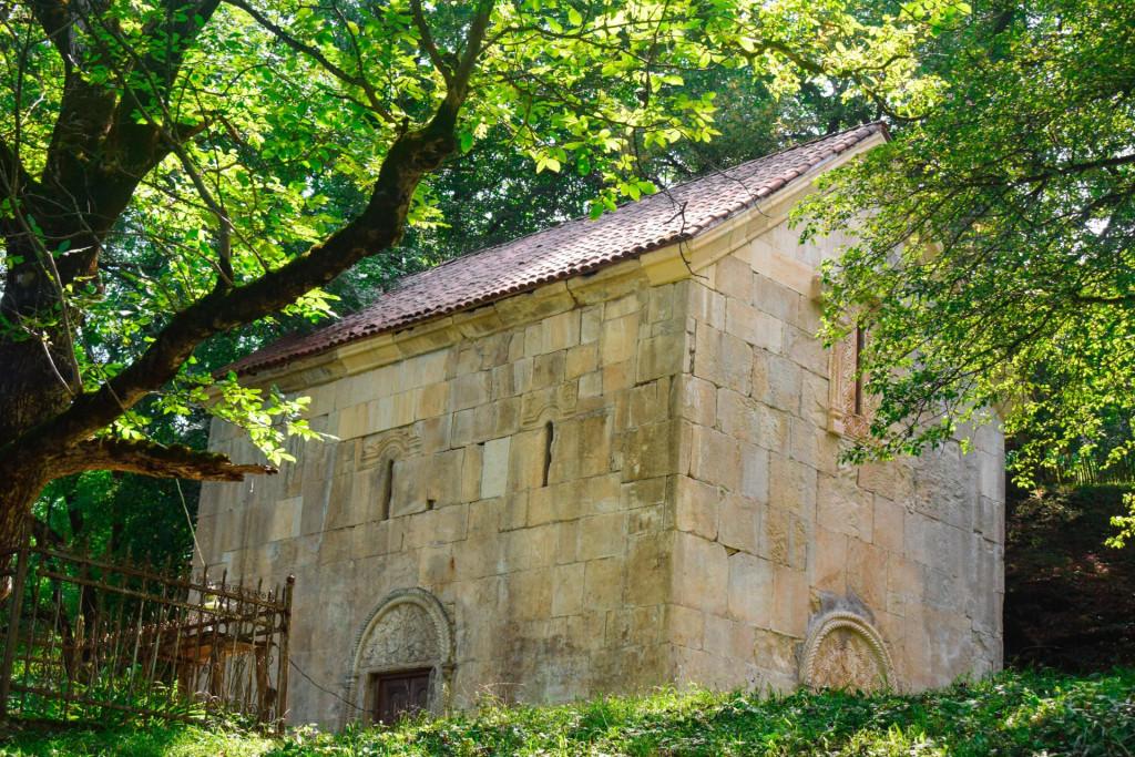 ეხვევის ღვთისმშობლის ეკლესია